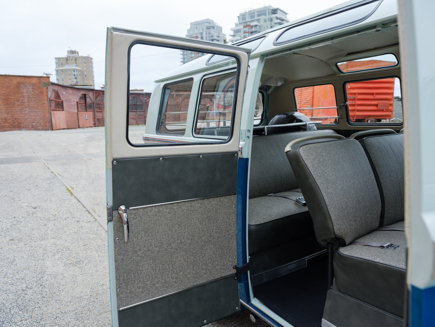 1965 Volkswagen Samba 21-Window Bus