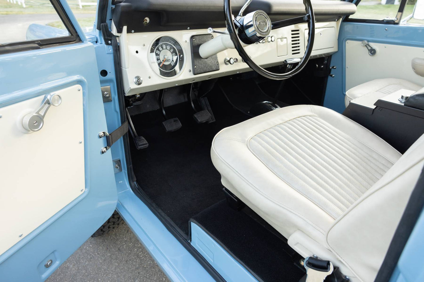 1970 Ford Bronco 302 Rotisserie Restored