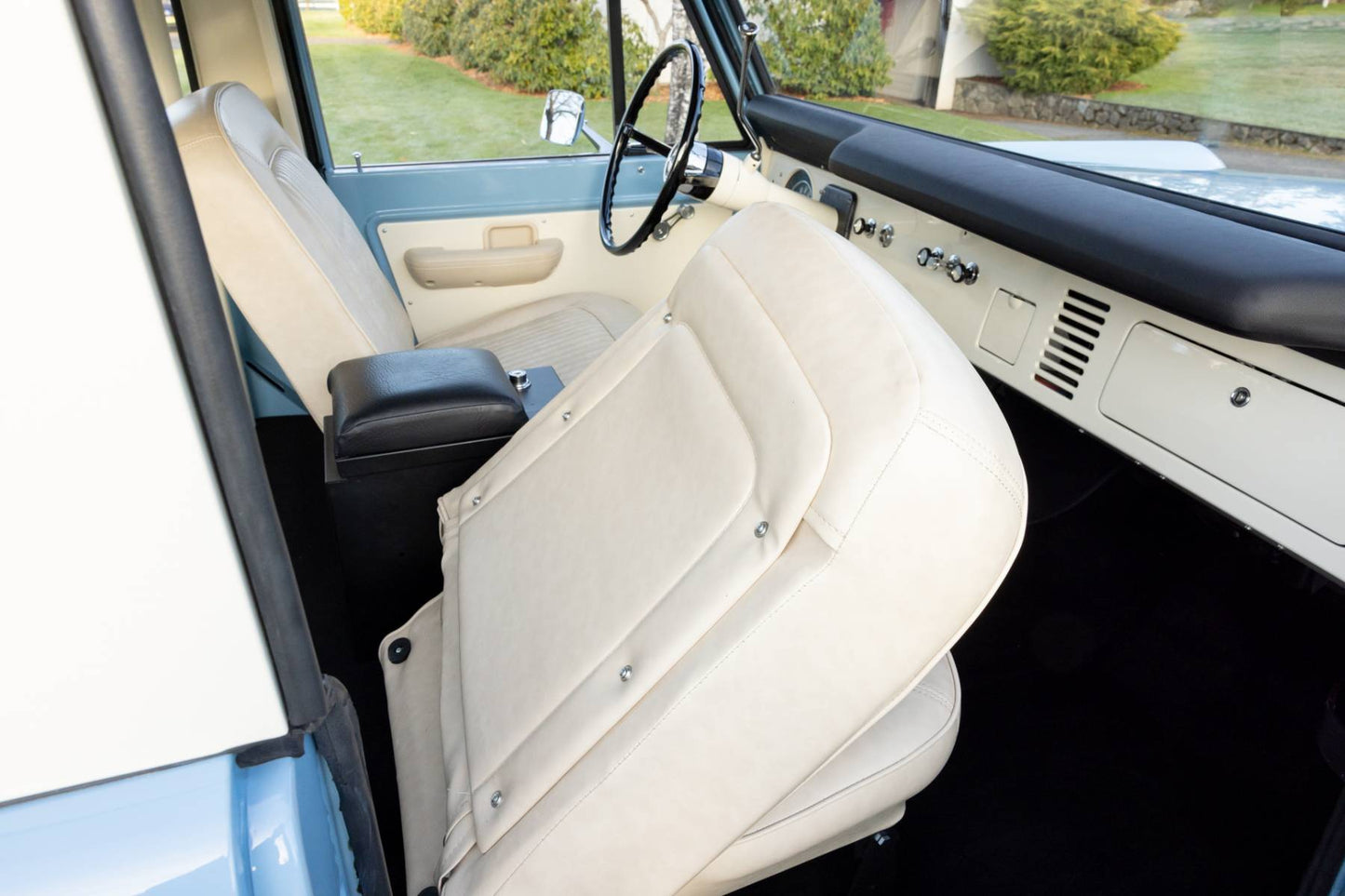 1970 Ford Bronco 302 Rotisserie Restored