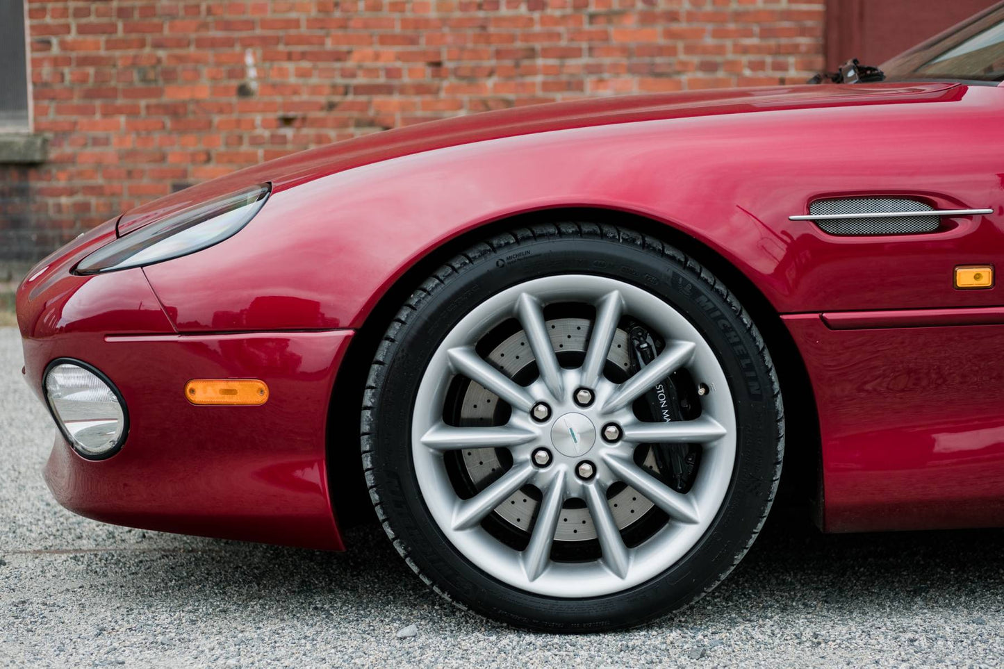 2000 Aston Martin DB7 V12 Vantage Volante