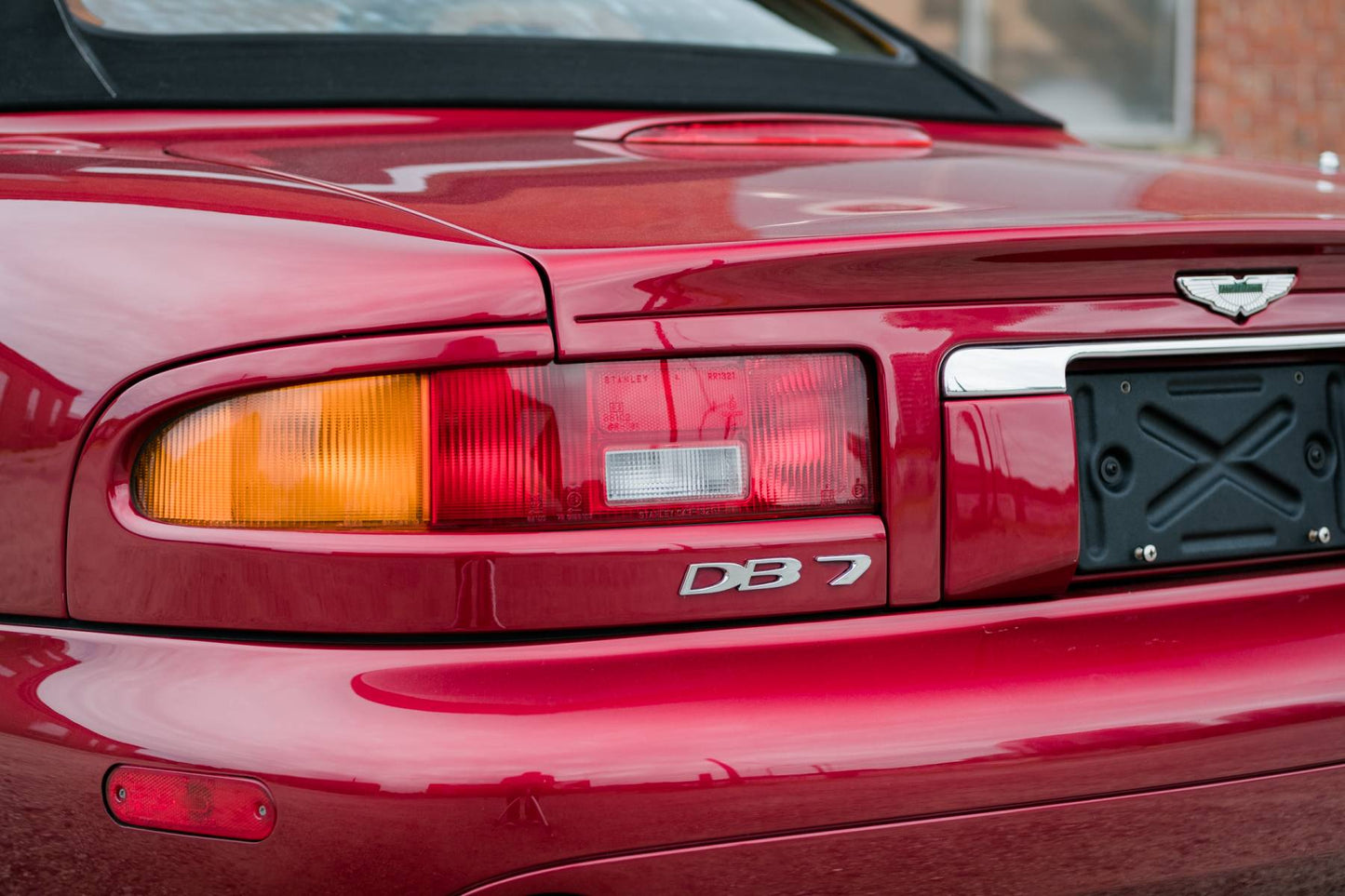 2000 Aston Martin DB7 V12 Vantage Volante