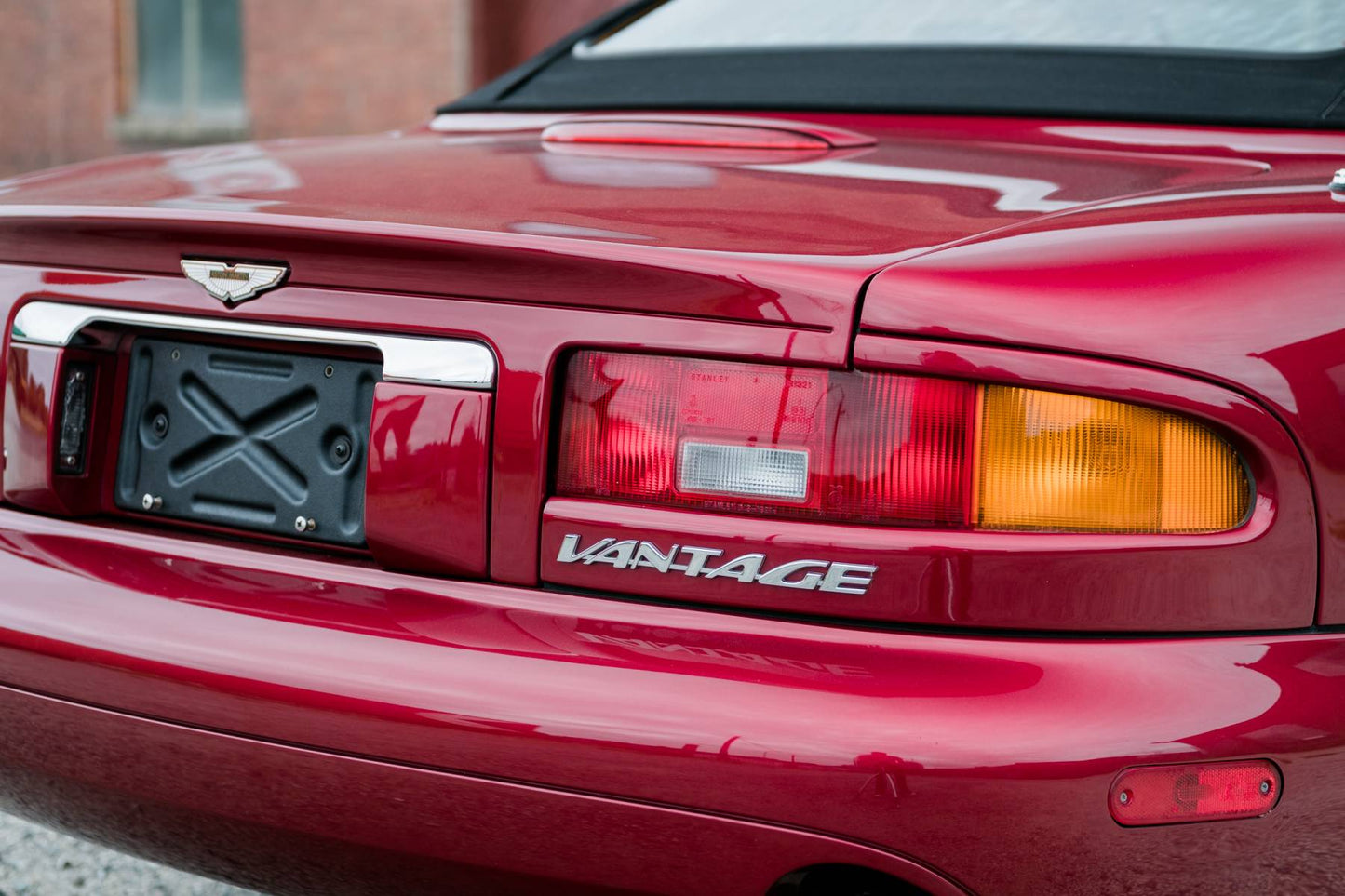 2000 Aston Martin DB7 V12 Vantage Volante