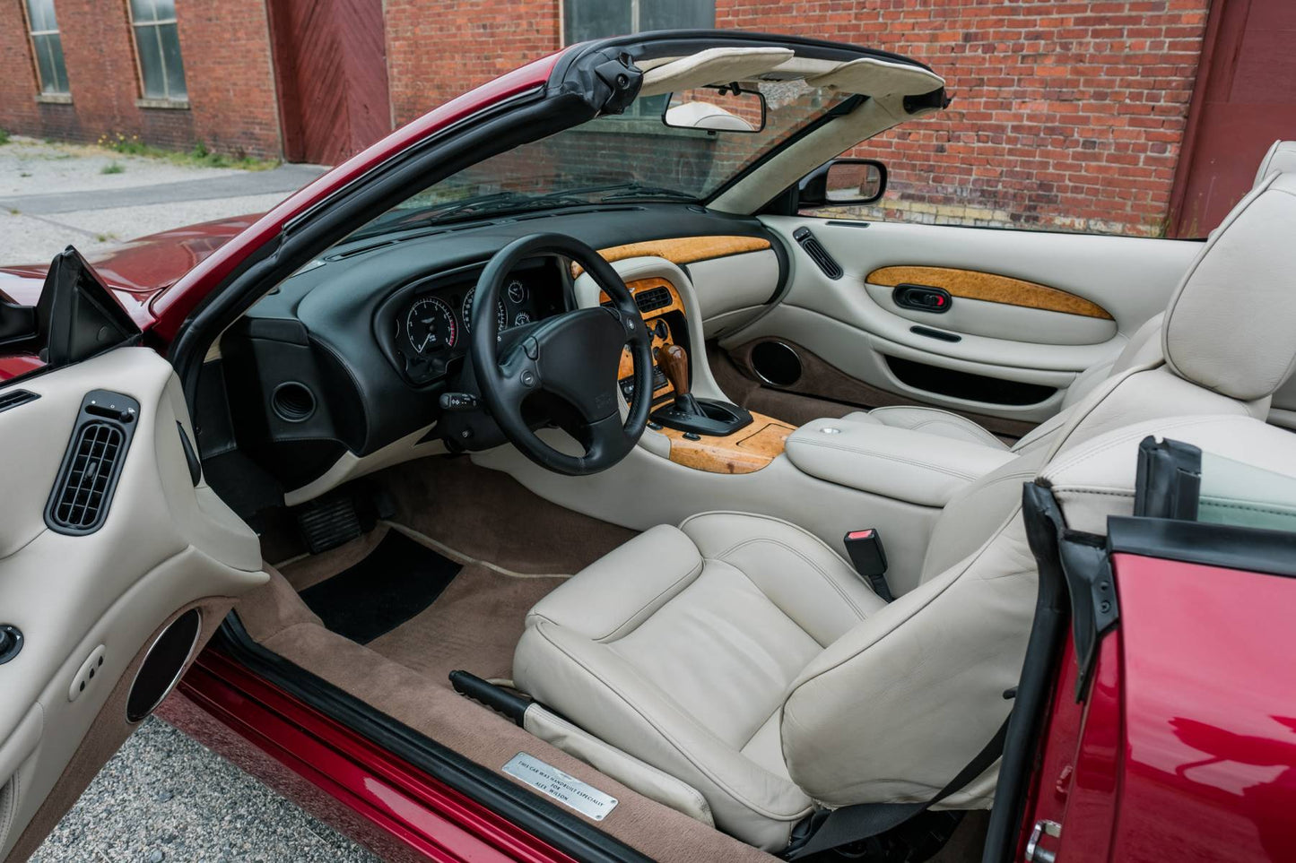 2000 Aston Martin DB7 V12 Vantage Volante