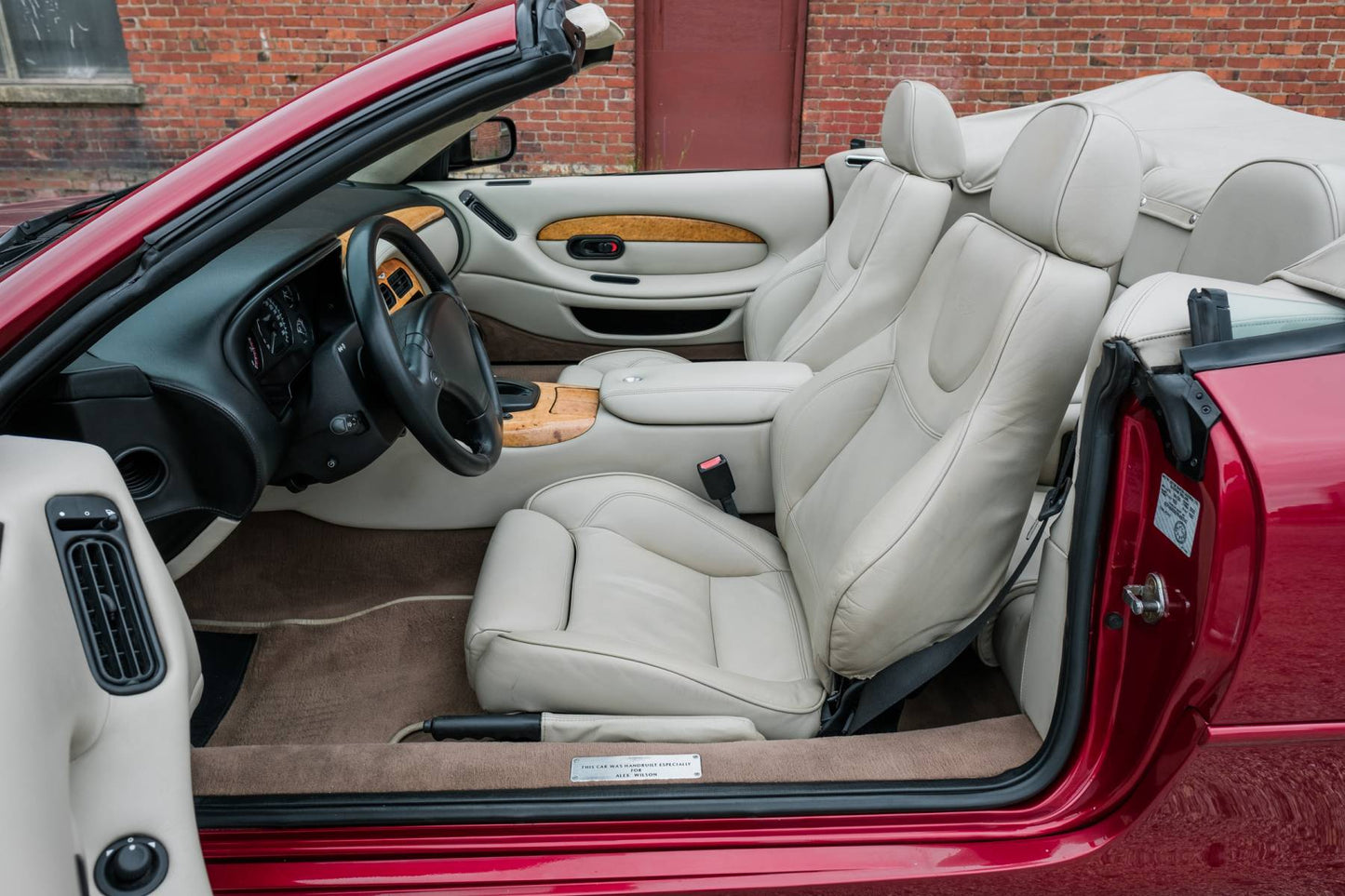 2000 Aston Martin DB7 V12 Vantage Volante