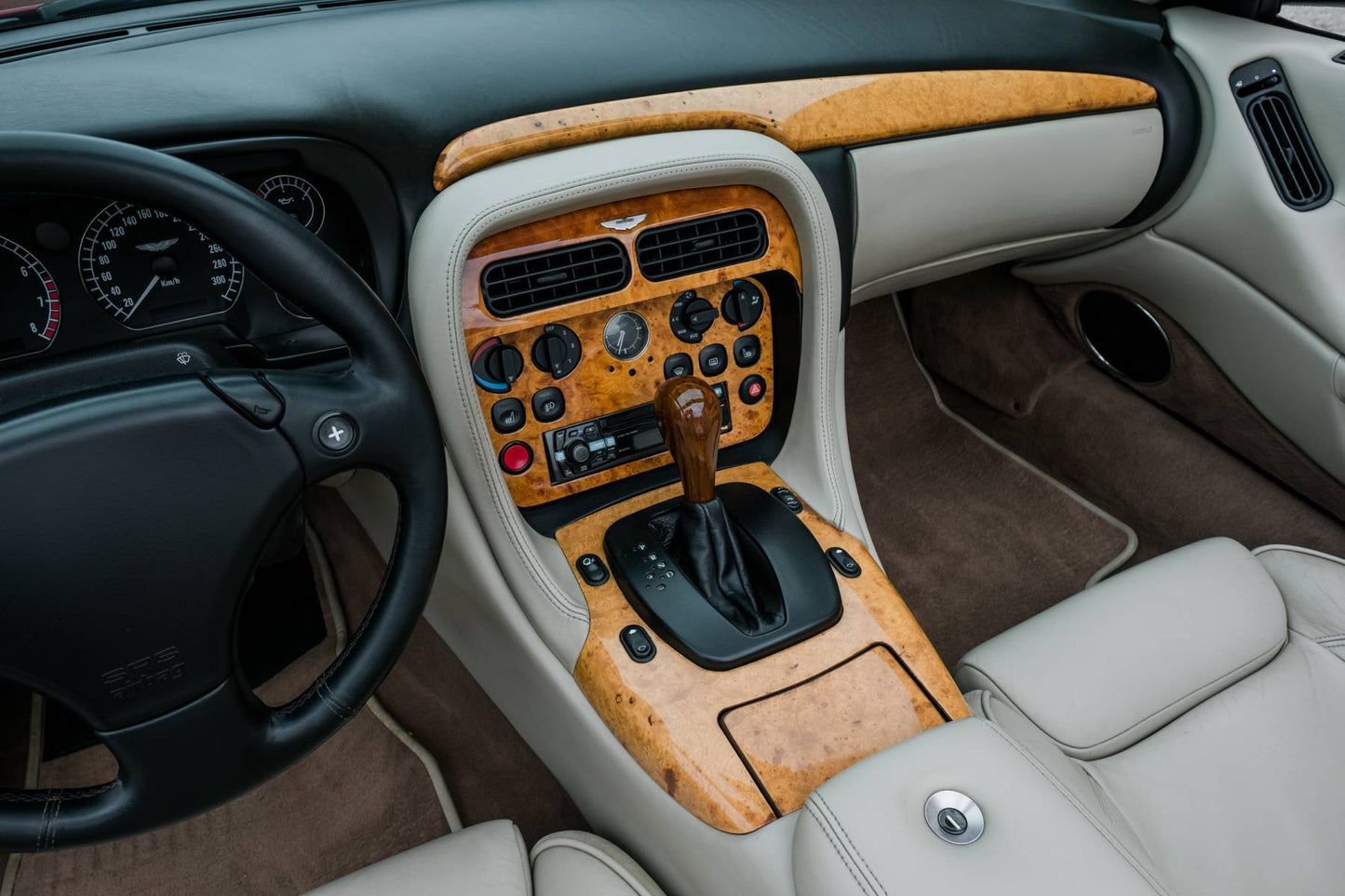 2000 Aston Martin DB7 V12 Vantage Volante