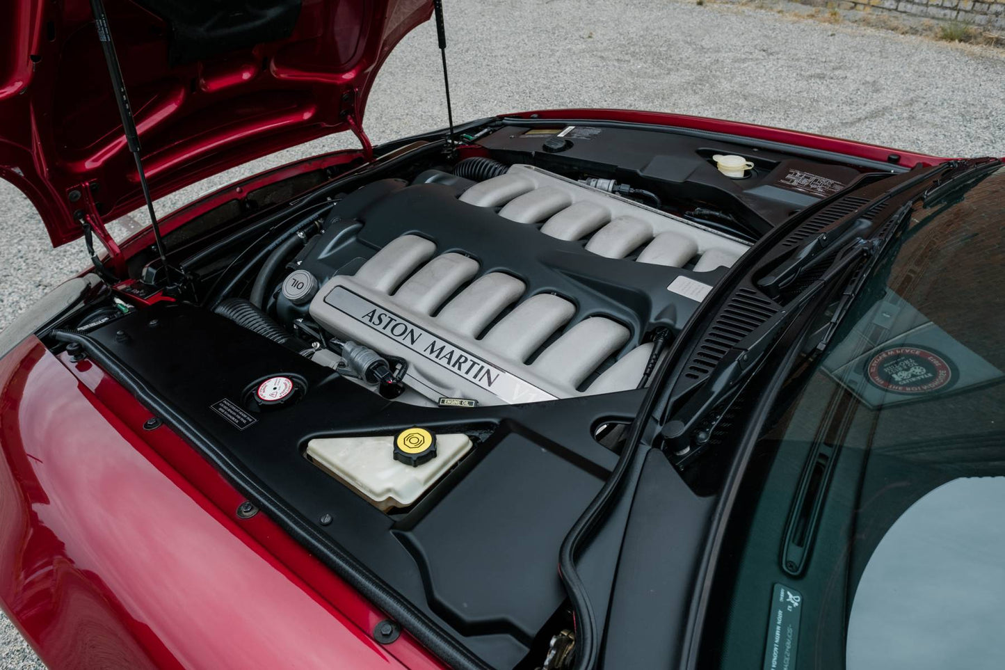2000 Aston Martin DB7 V12 Vantage Volante