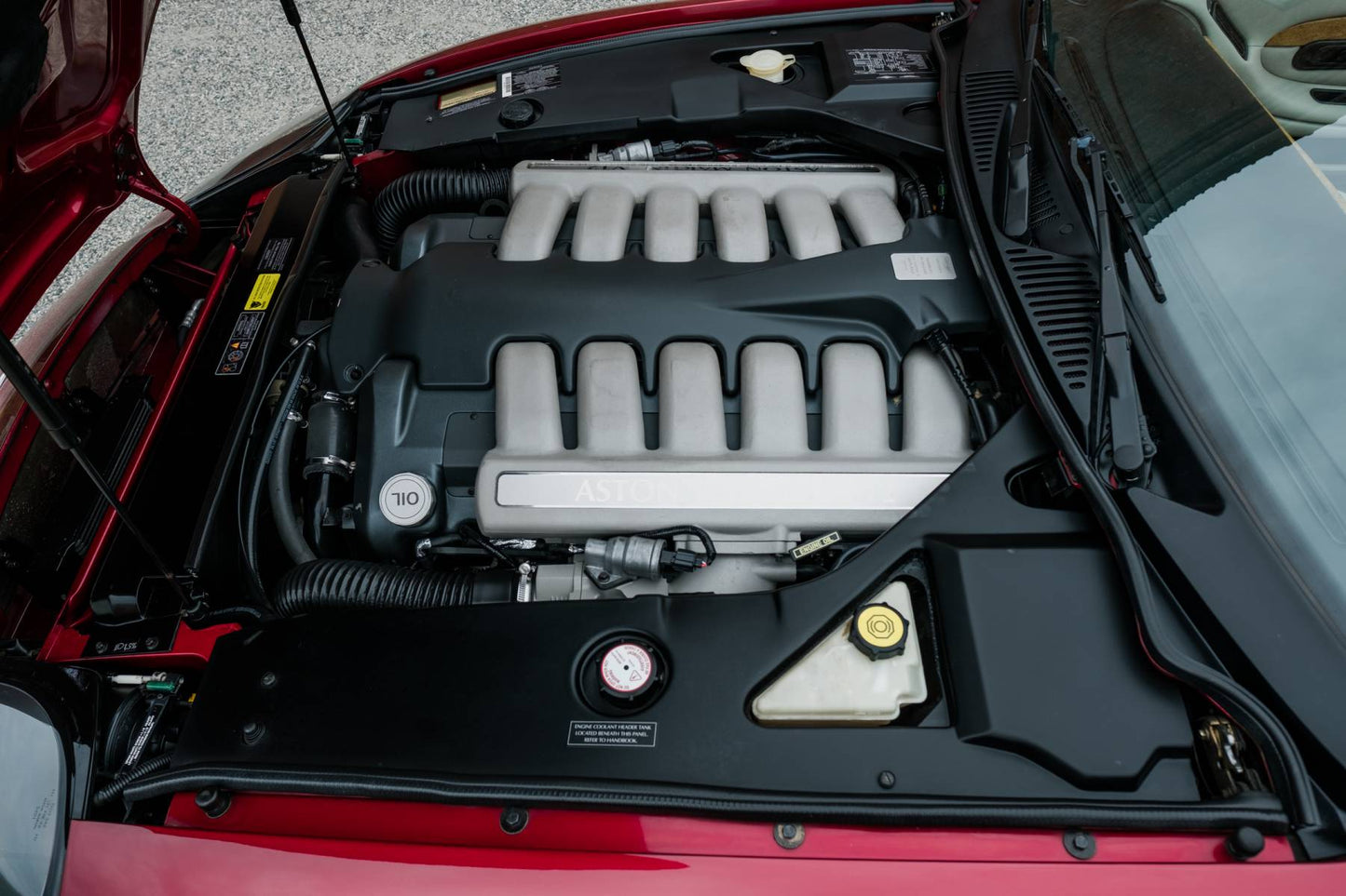 2000 Aston Martin DB7 V12 Vantage Volante