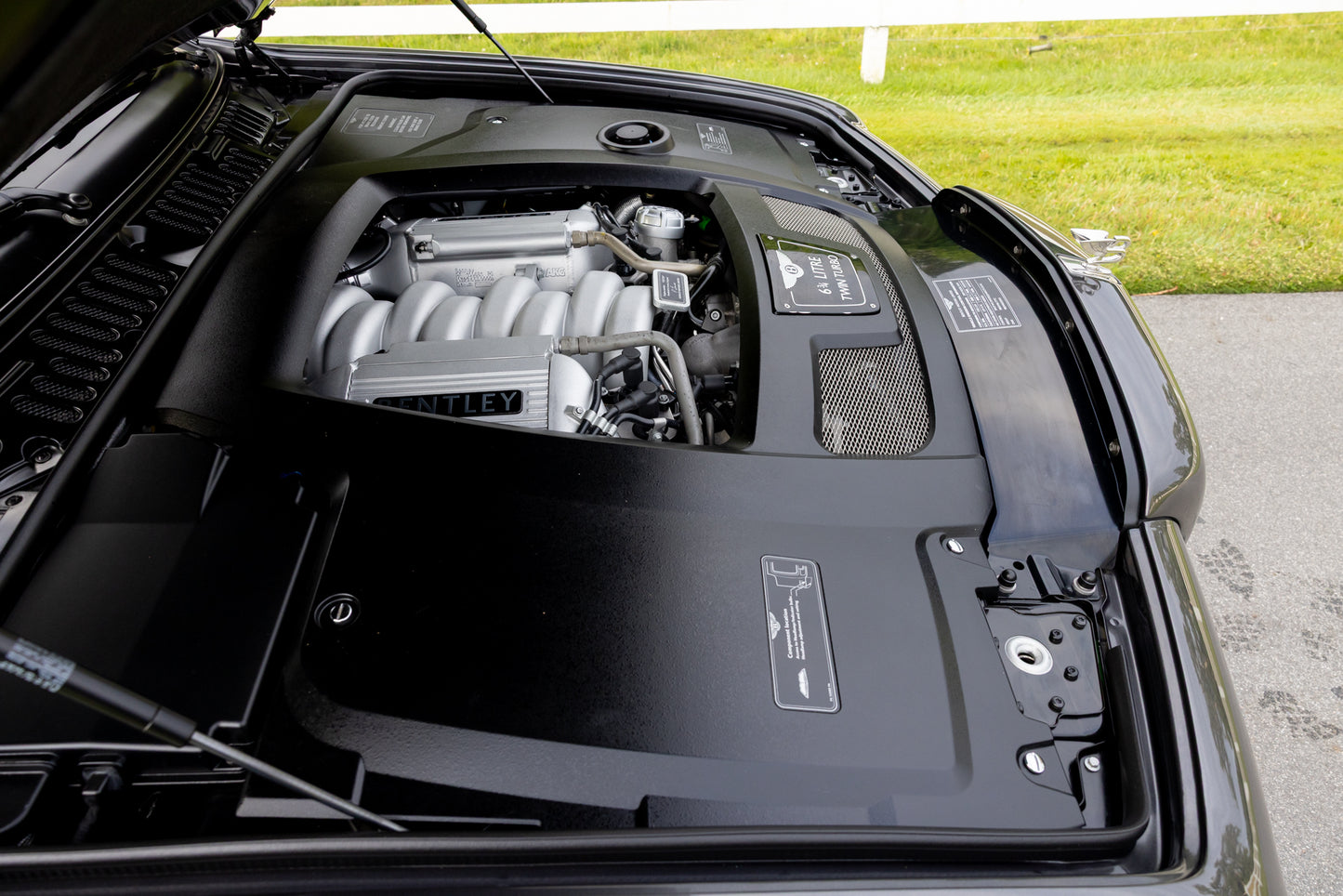 2009 Bentley Azure