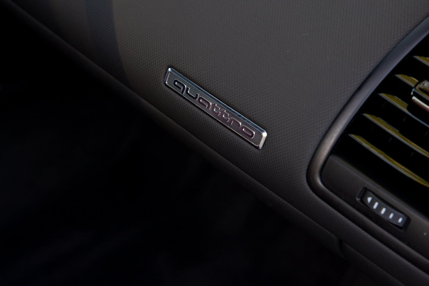 2014 Audi R8 V10 6-Spd Manual