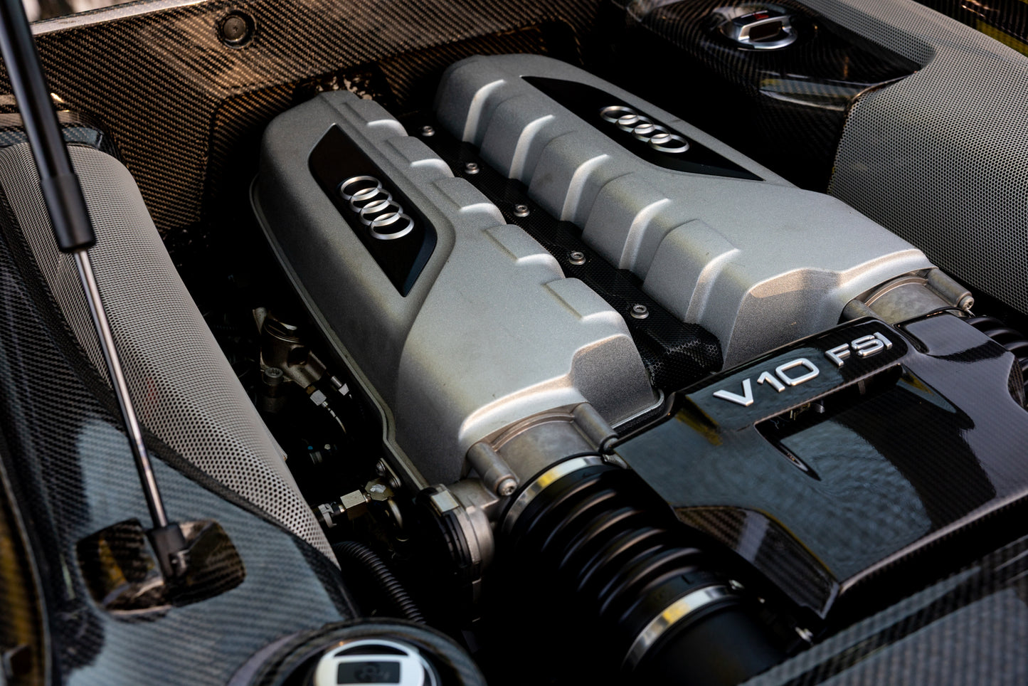 2014 Audi R8 V10 6-Spd Manual