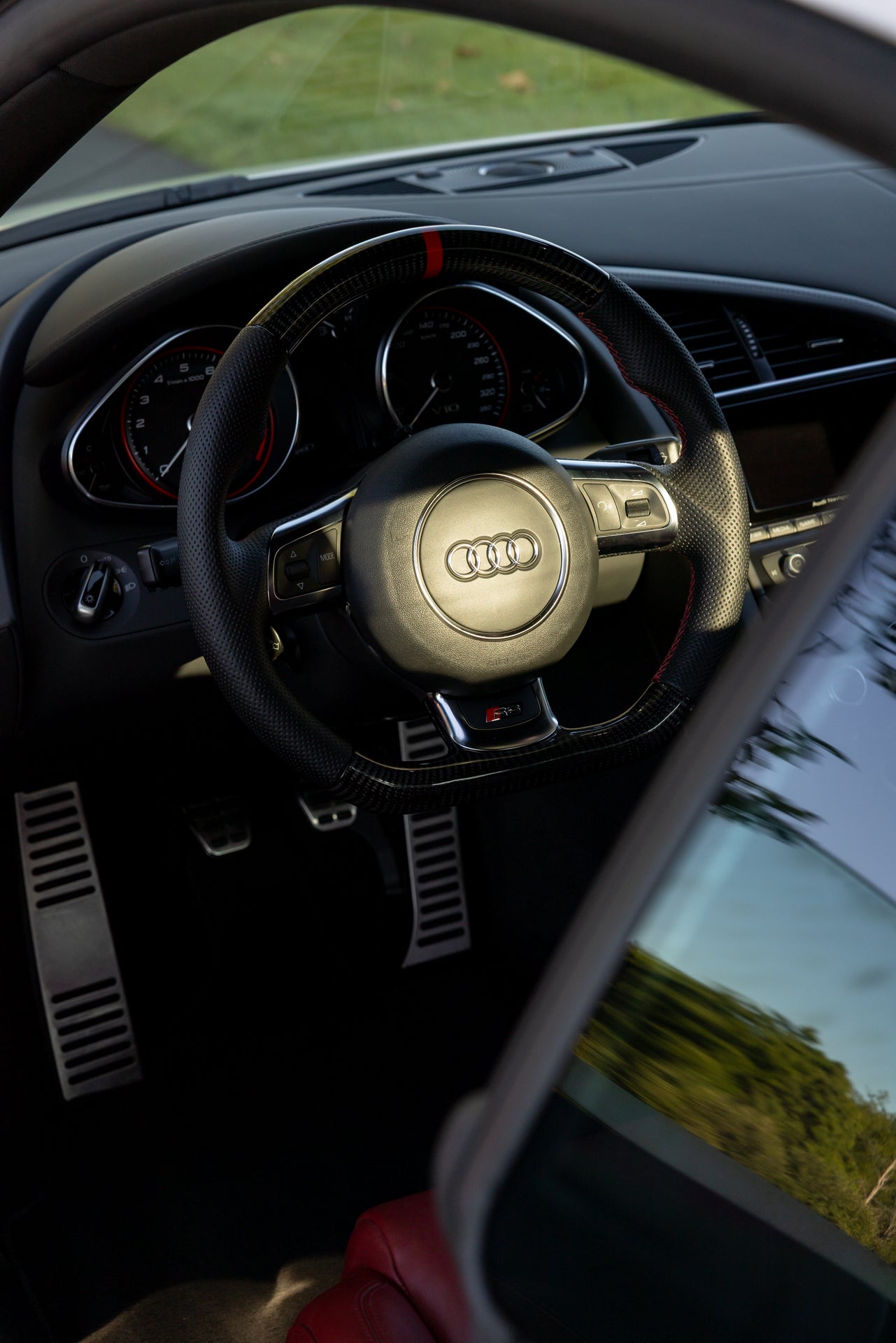 2014 Audi R8 V10 6-Spd Manual