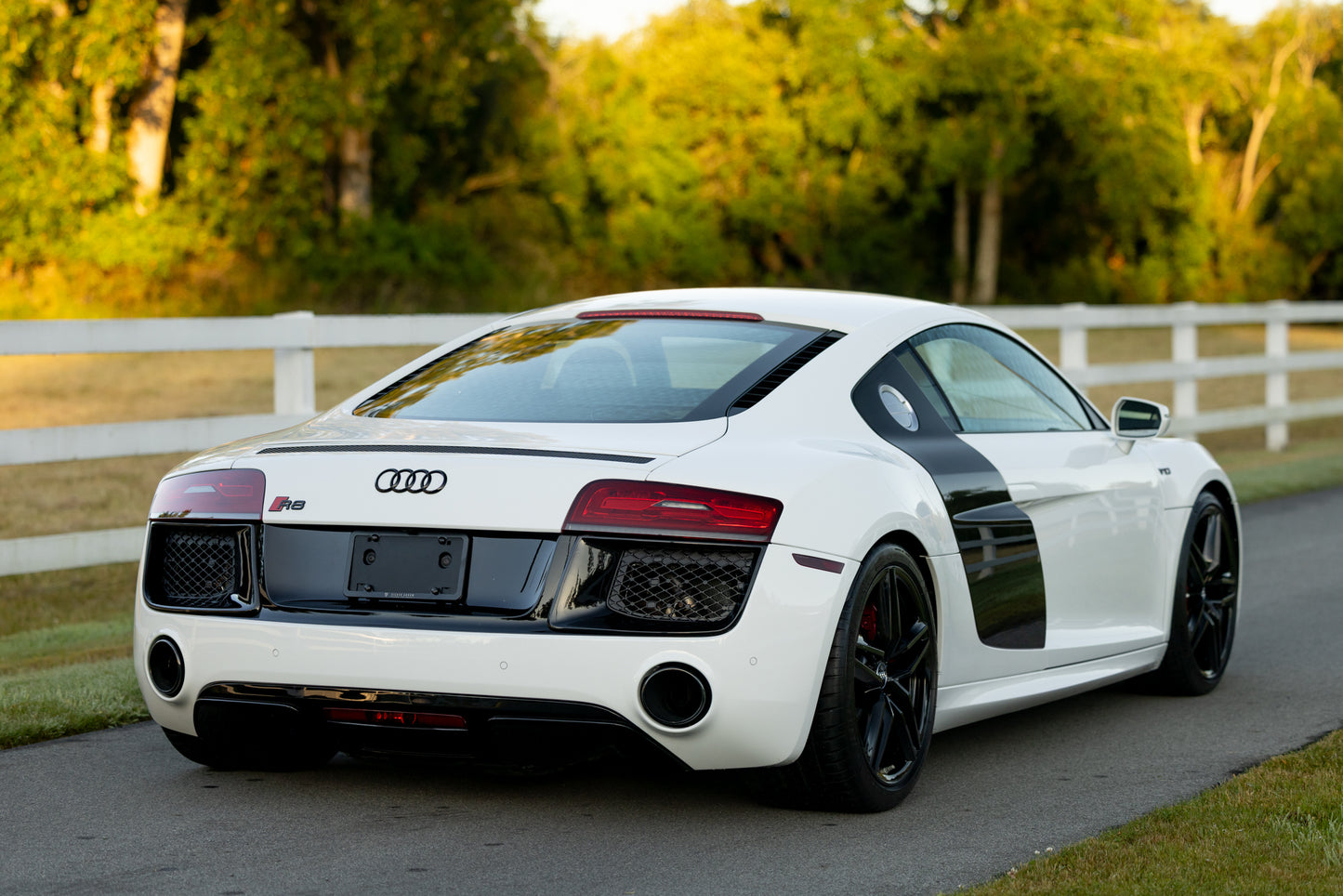 2014 Audi R8 V10 6-Spd Manual