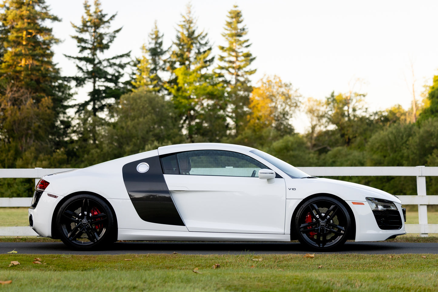 2014 Audi R8 V10 6-Spd Manual