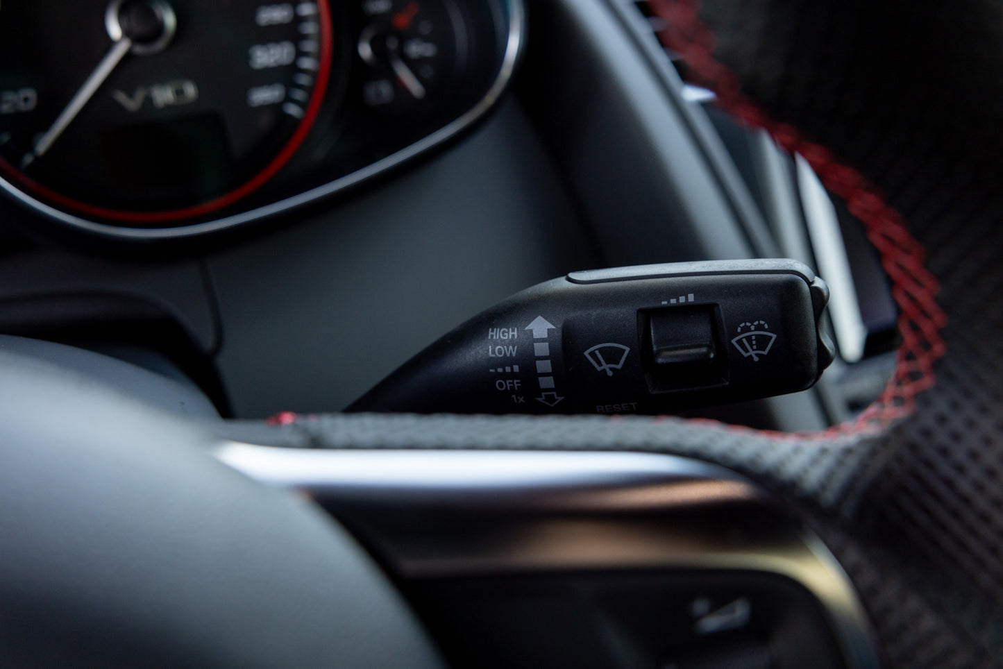 2014 Audi R8 V10 6-Spd Manual