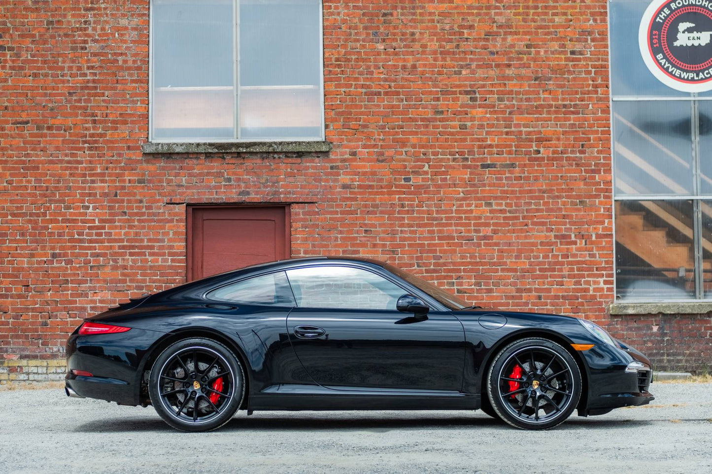 2015 Porsche 911 Carrera