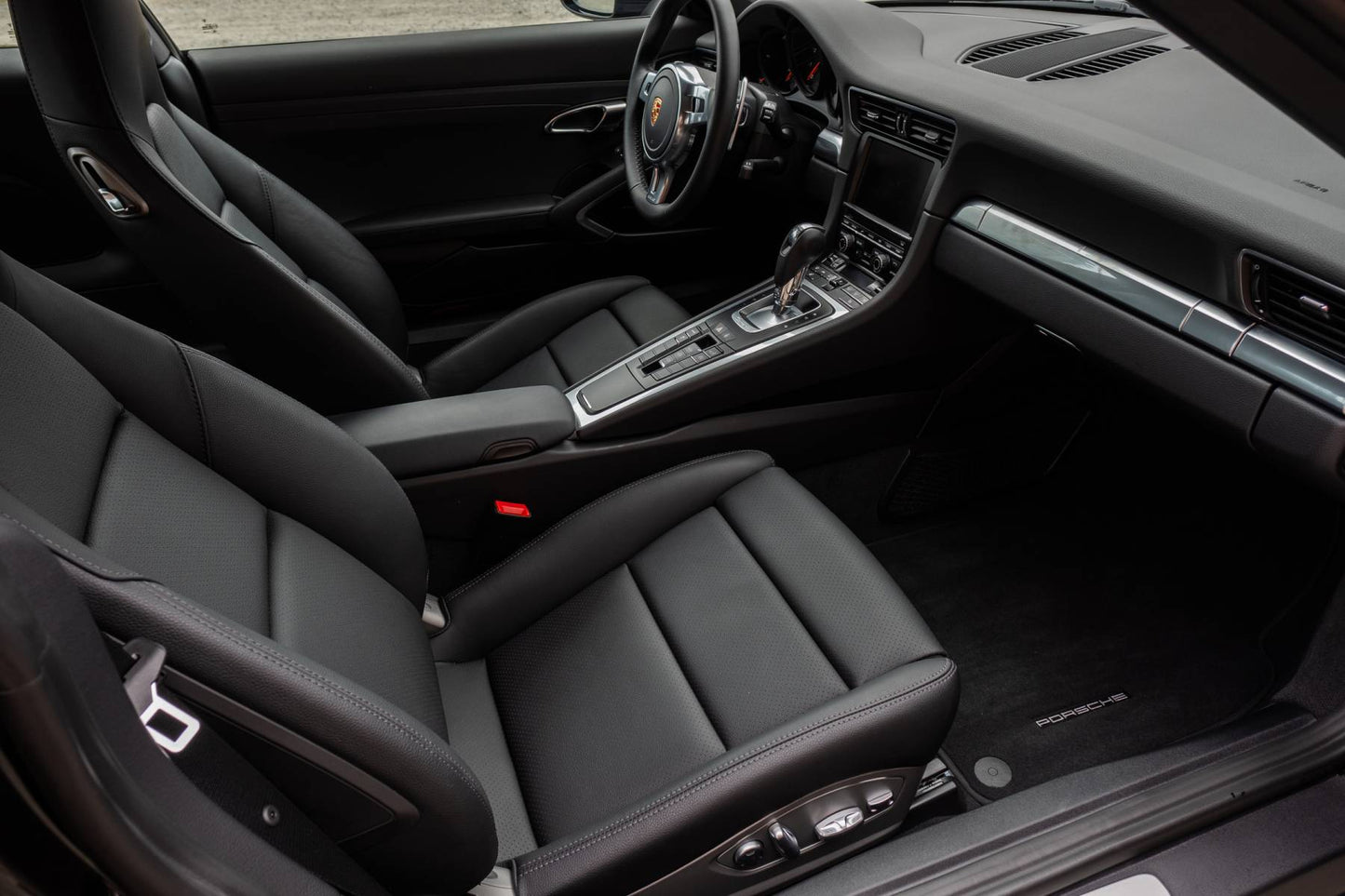 2015 Porsche 911 Carrera