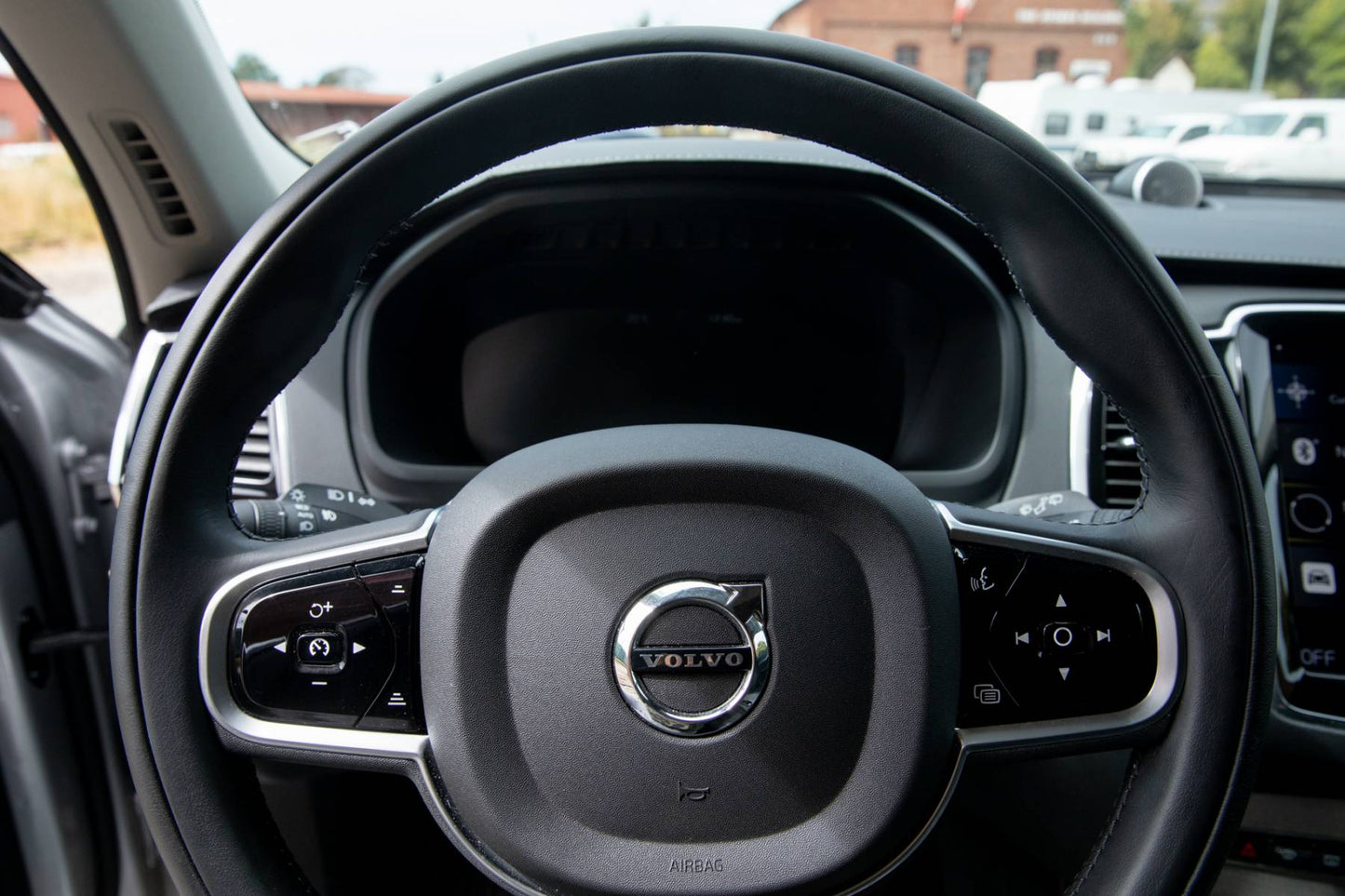 2020 Volvo XC90 T8 Hybrid Inscription