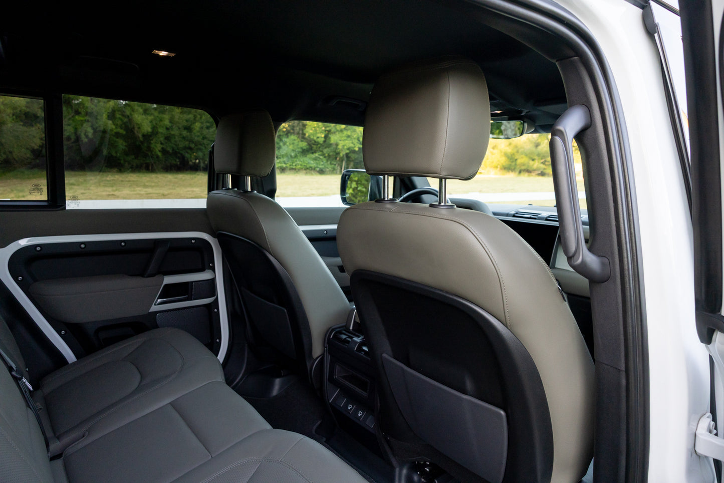 2023 Land Rover Defender P300