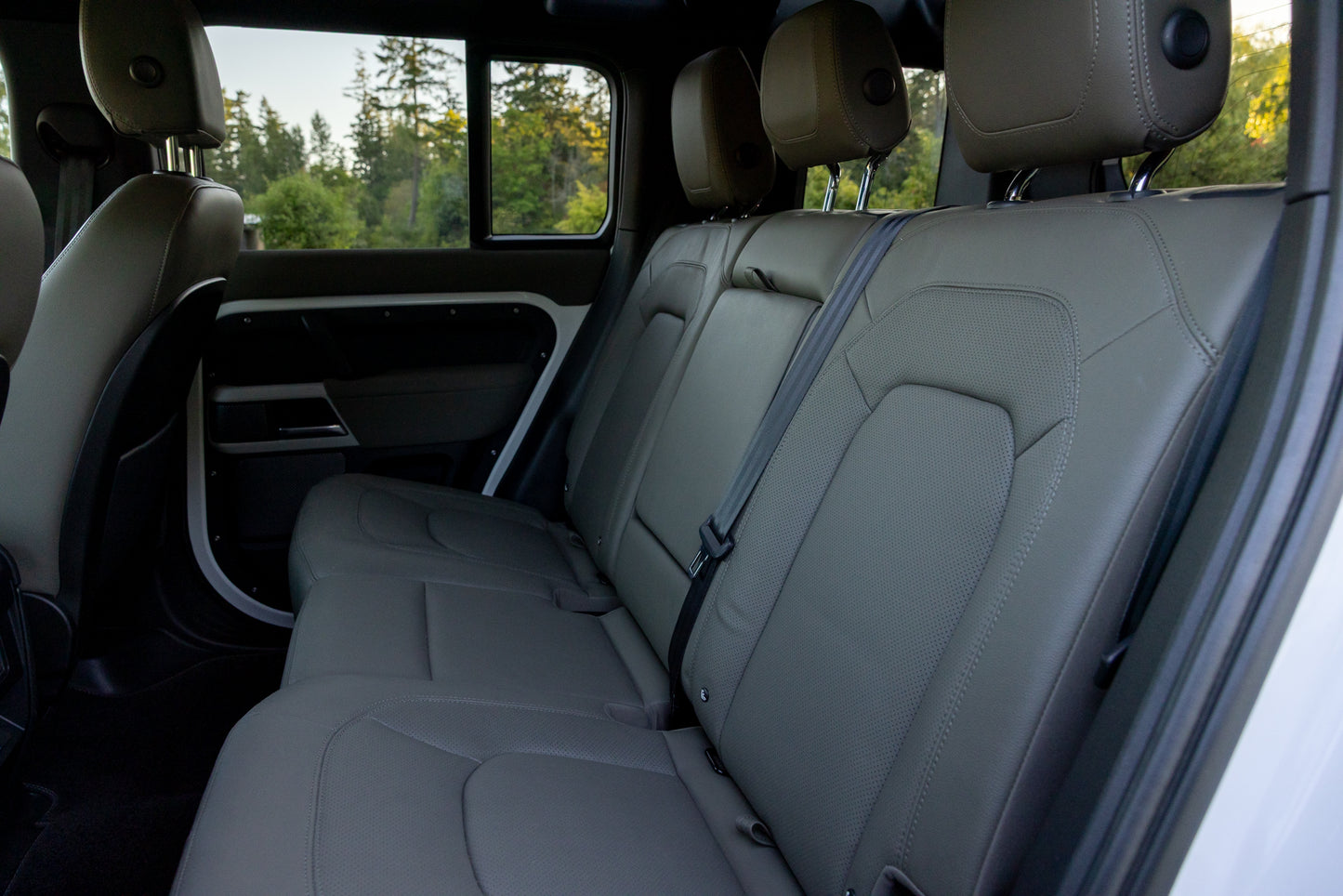 2023 Land Rover Defender P300