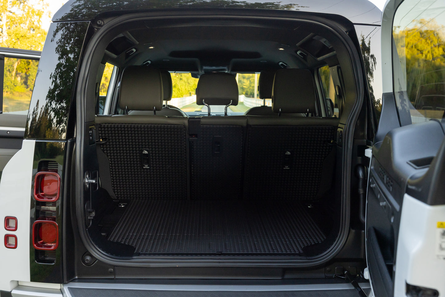 2023 Land Rover Defender P300