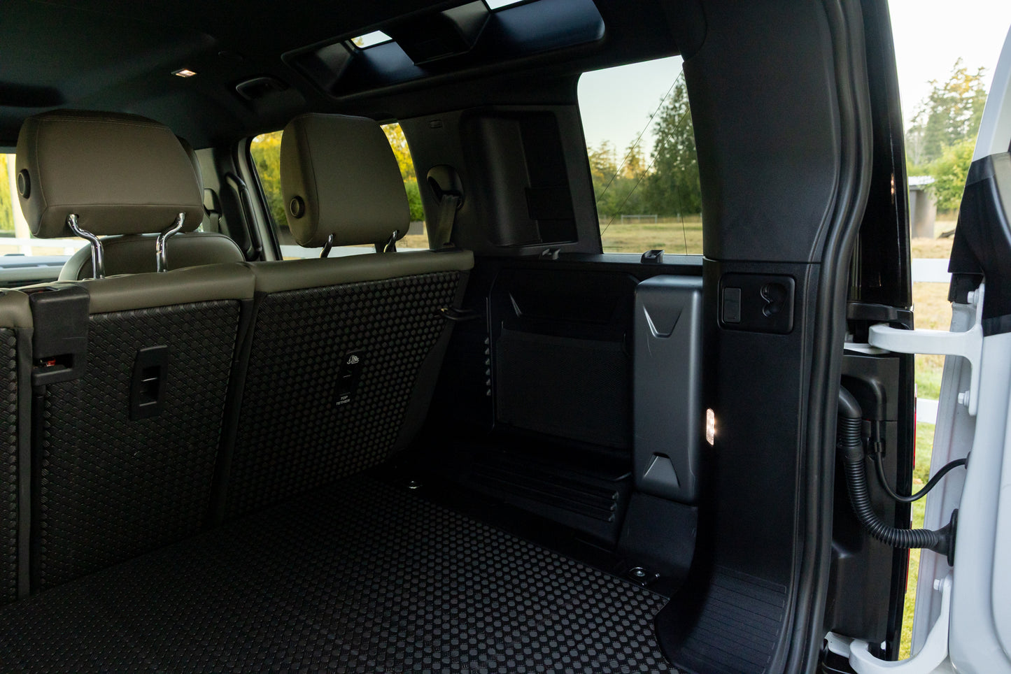 2023 Land Rover Defender P300