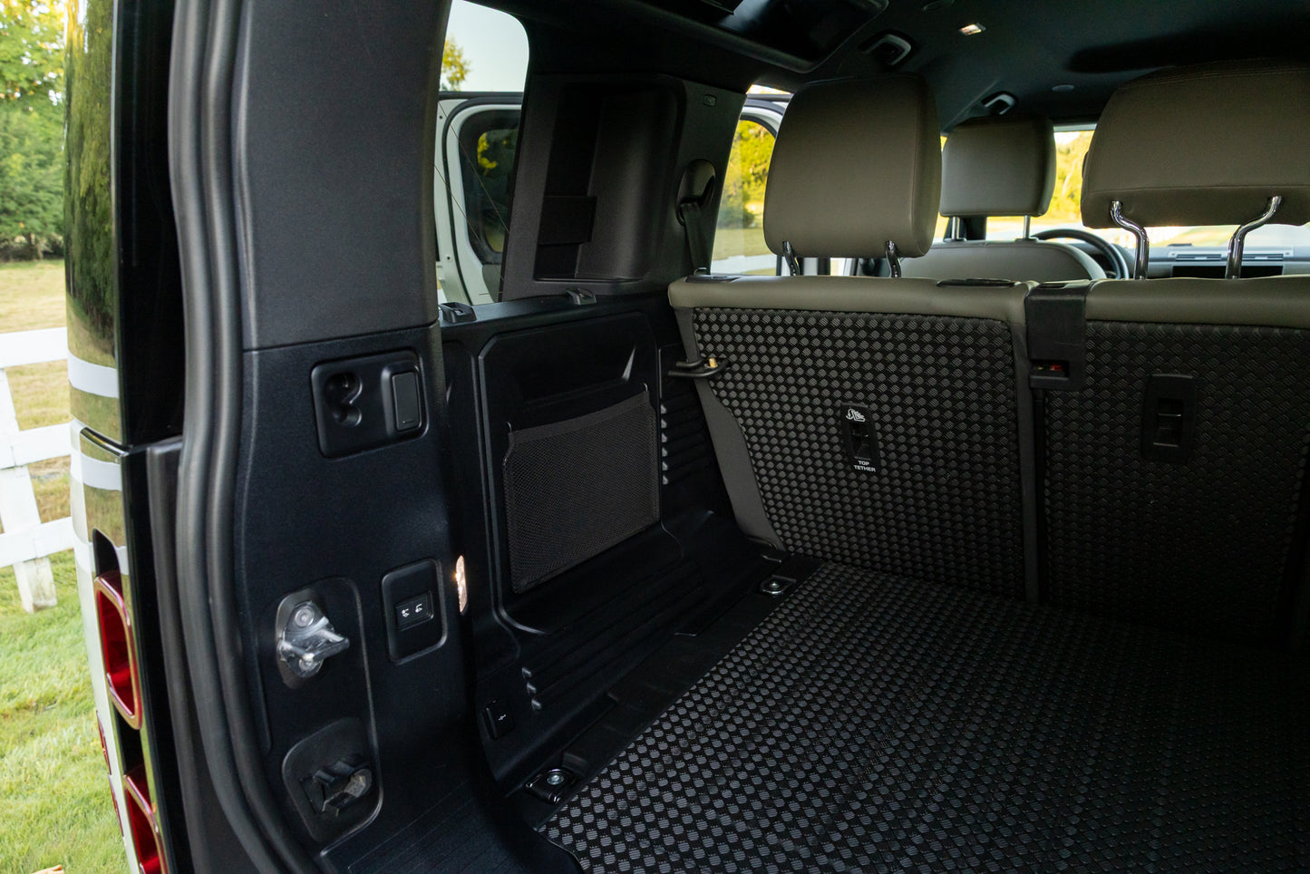 2023 Land Rover Defender P300