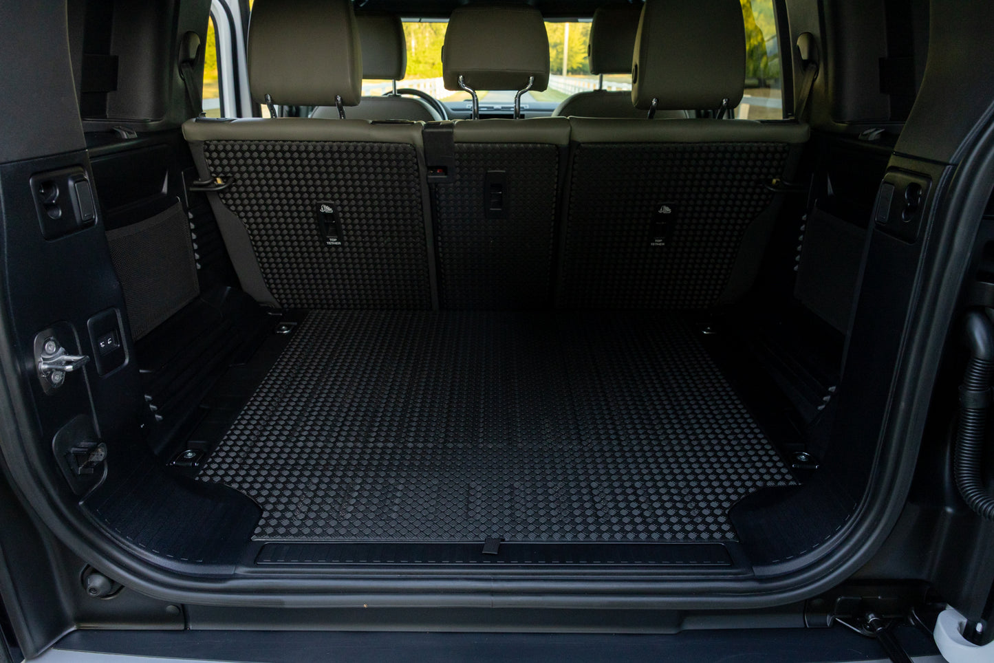 2023 Land Rover Defender P300