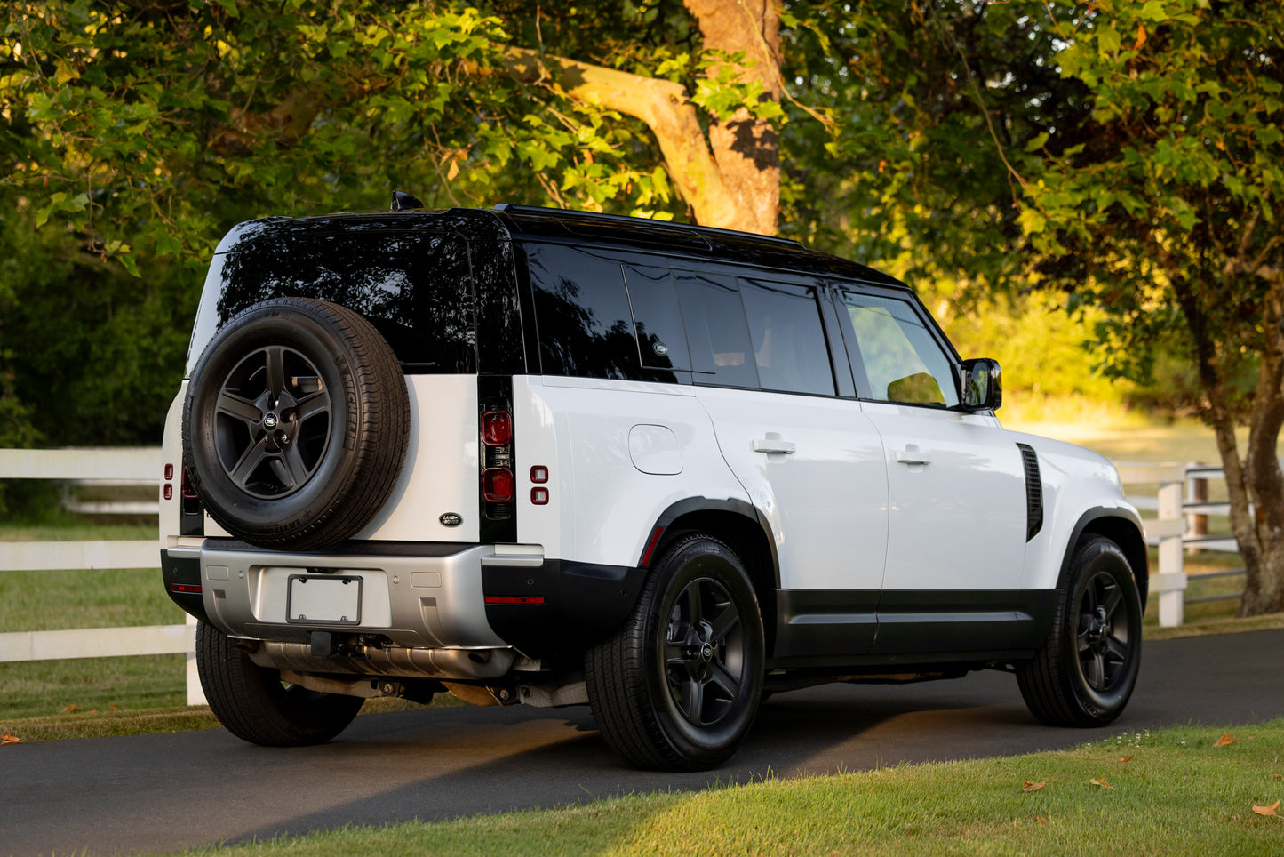 2023 Land Rover Defender P300