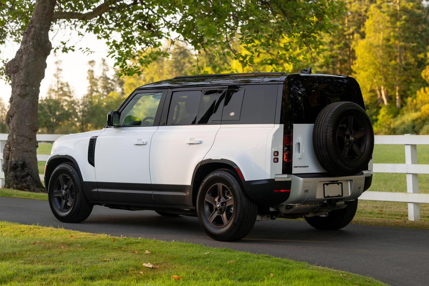 2023 Land Rover Defender P300