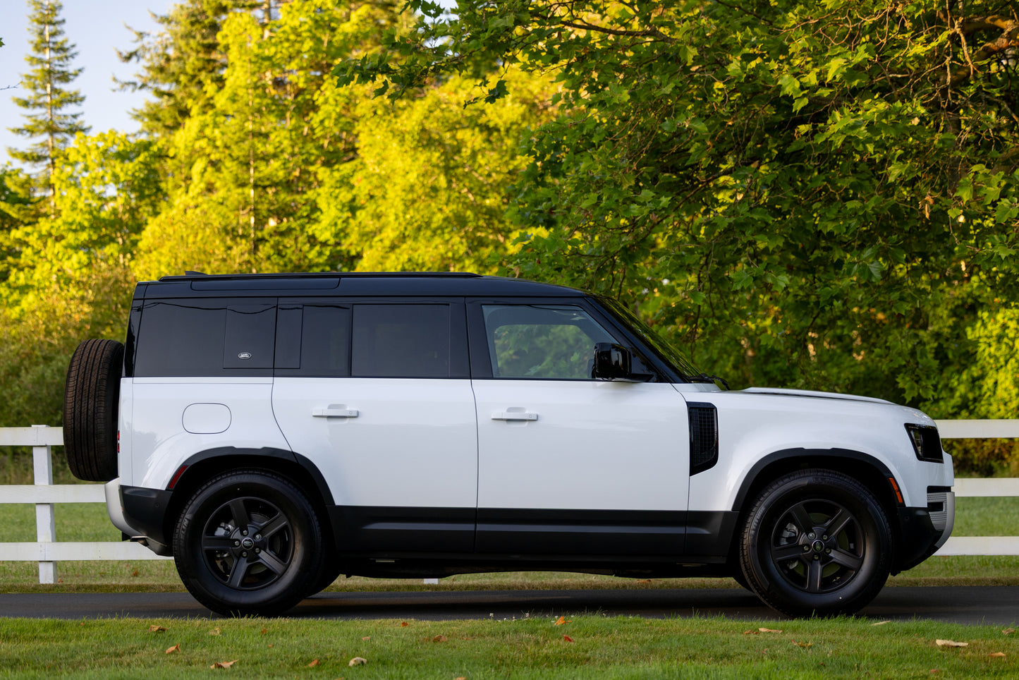 2023 Land Rover Defender P300