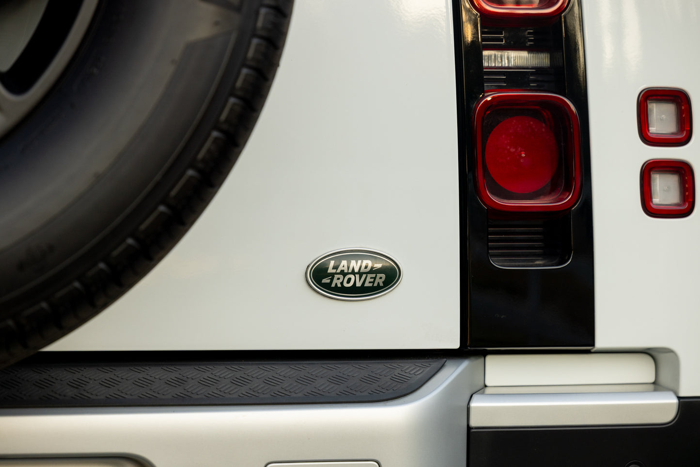 2023 Land Rover Defender P300