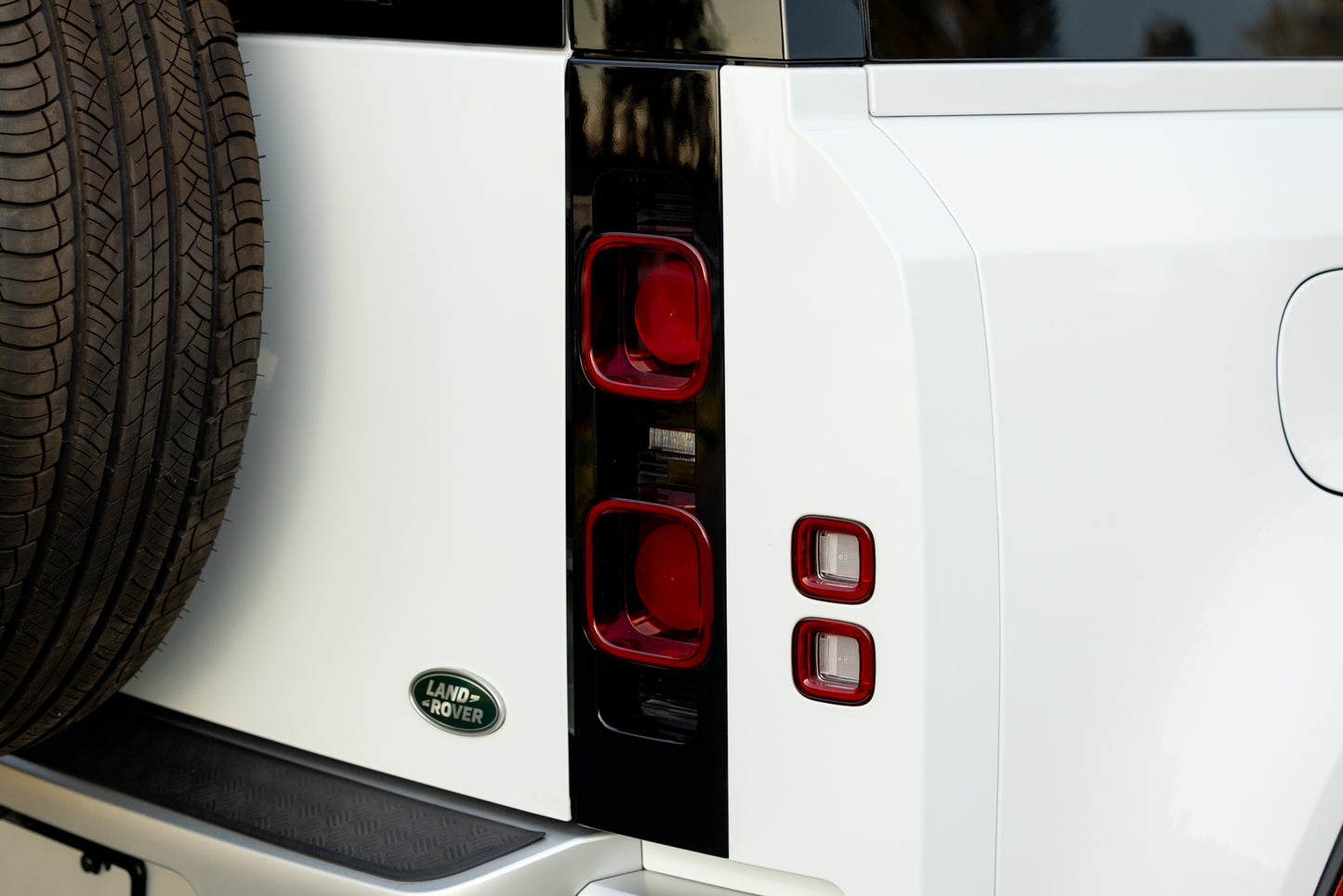 2023 Land Rover Defender P300