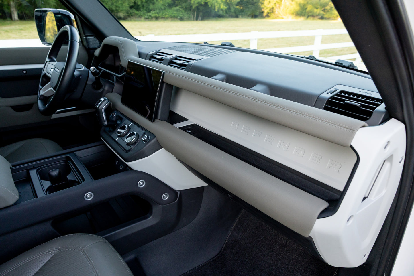2023 Land Rover Defender P300
