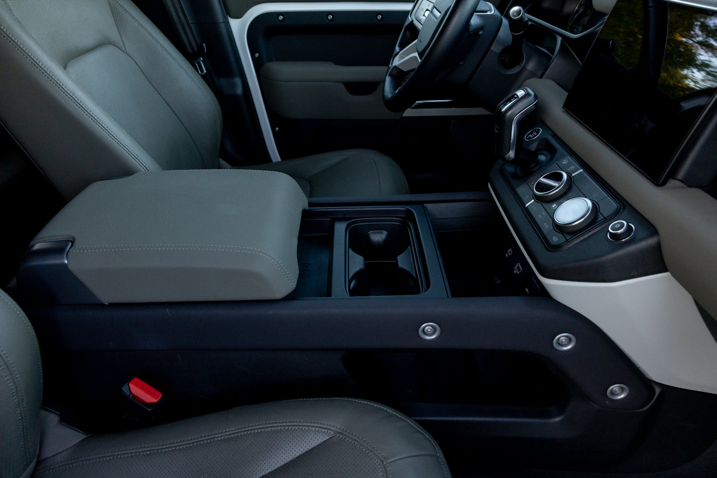 2023 Land Rover Defender P300