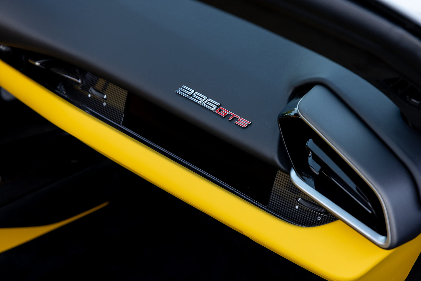 2024 Ferrari 296 GTS Assetto Fiorano