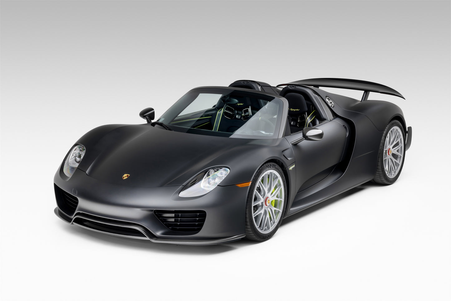 2015 Porsche 918 Spyder