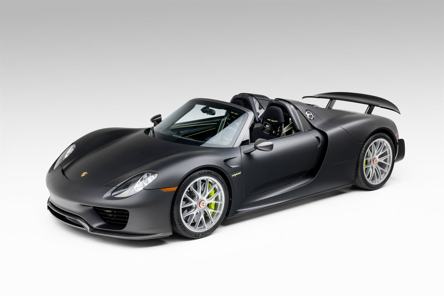 2015 Porsche 918 Spyder