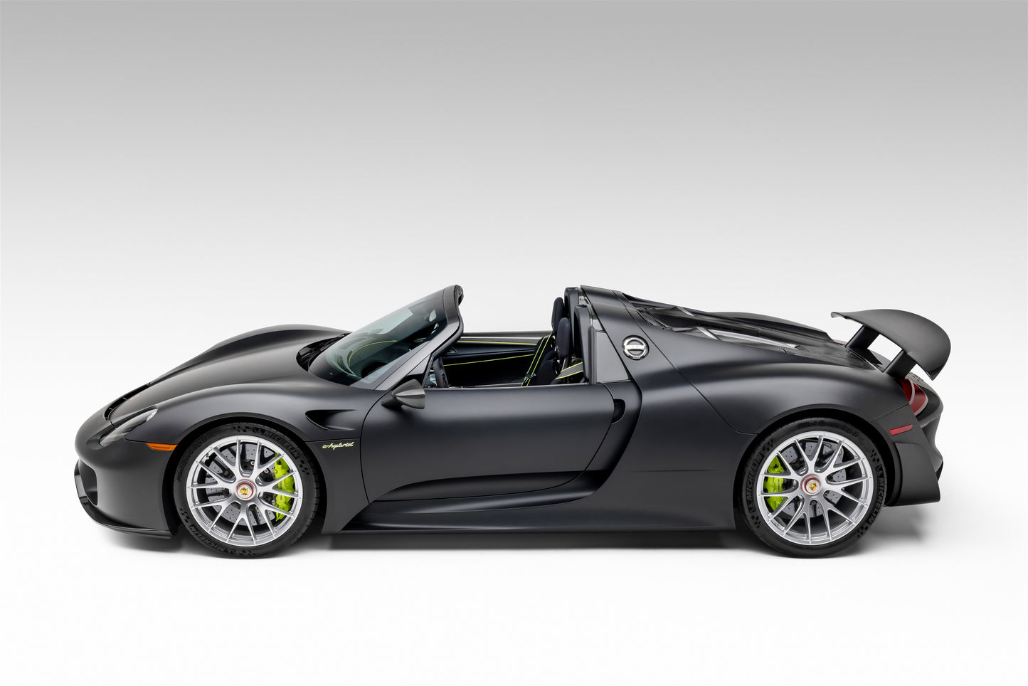 2015 Porsche 918 Spyder