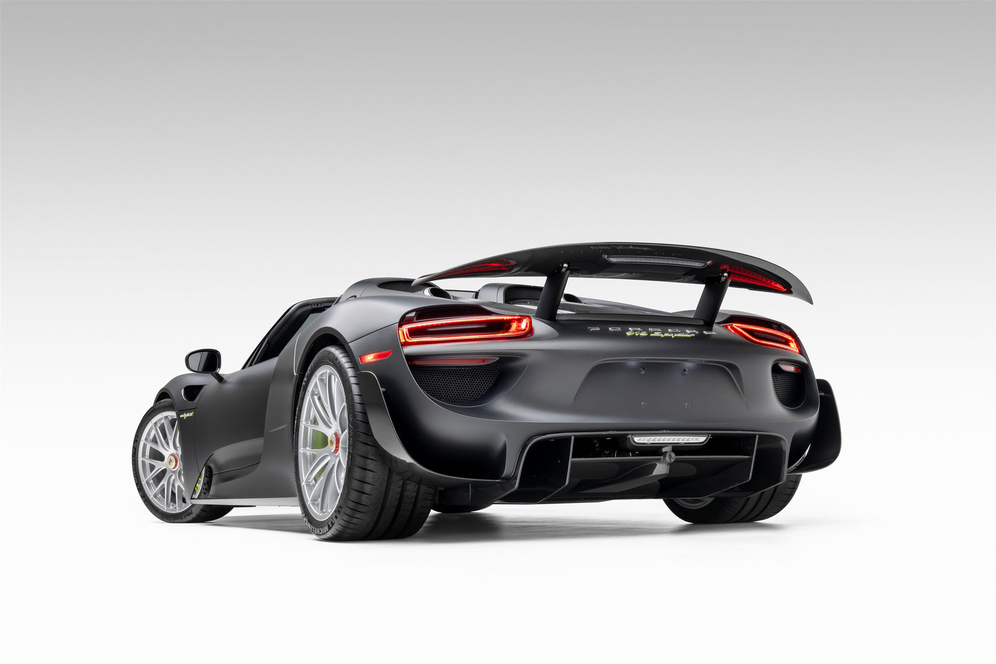 2015 Porsche 918 Spyder