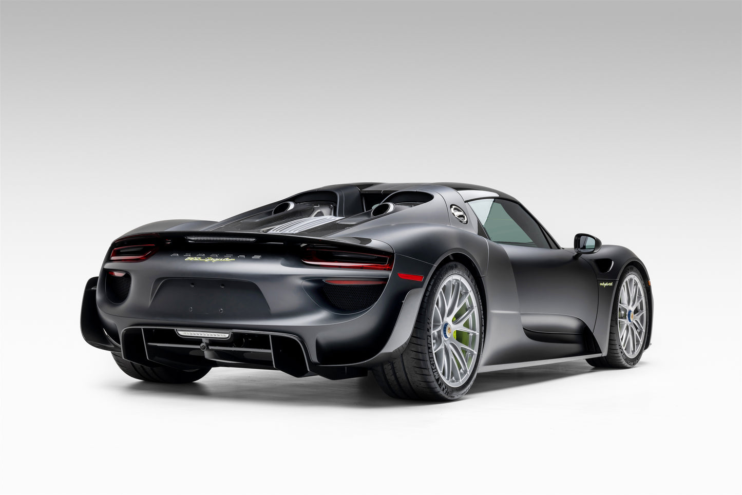2015 Porsche 918 Spyder