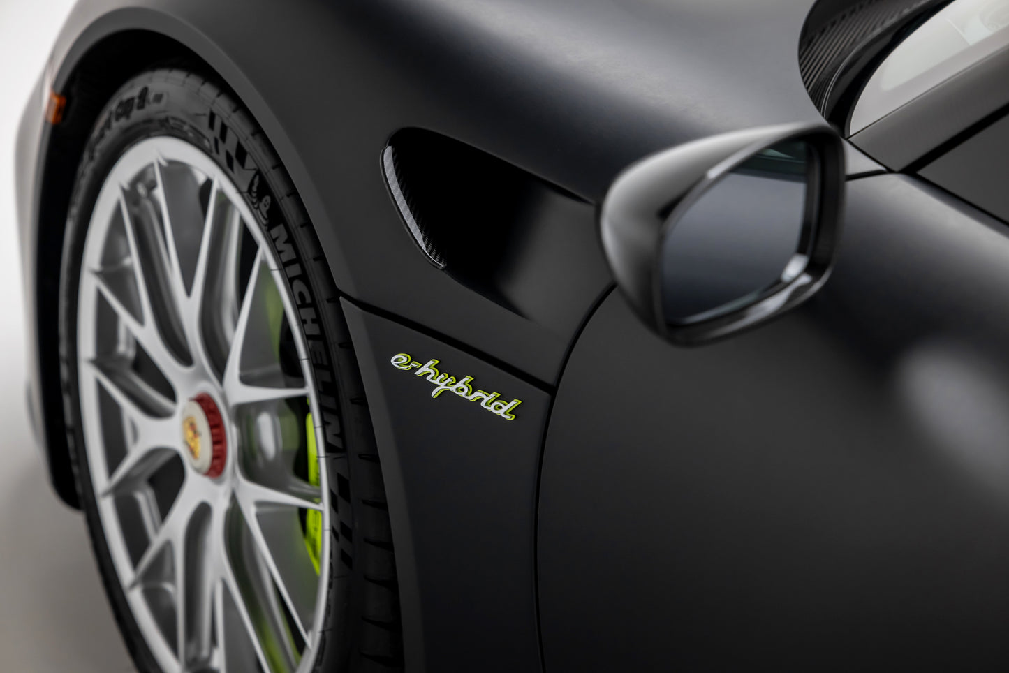 2015 Porsche 918 Spyder