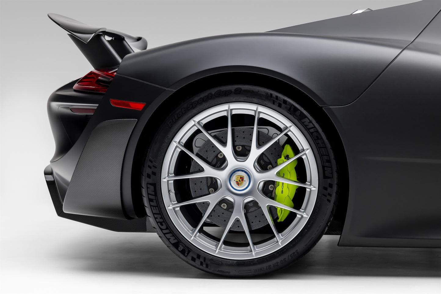 2015 Porsche 918 Spyder