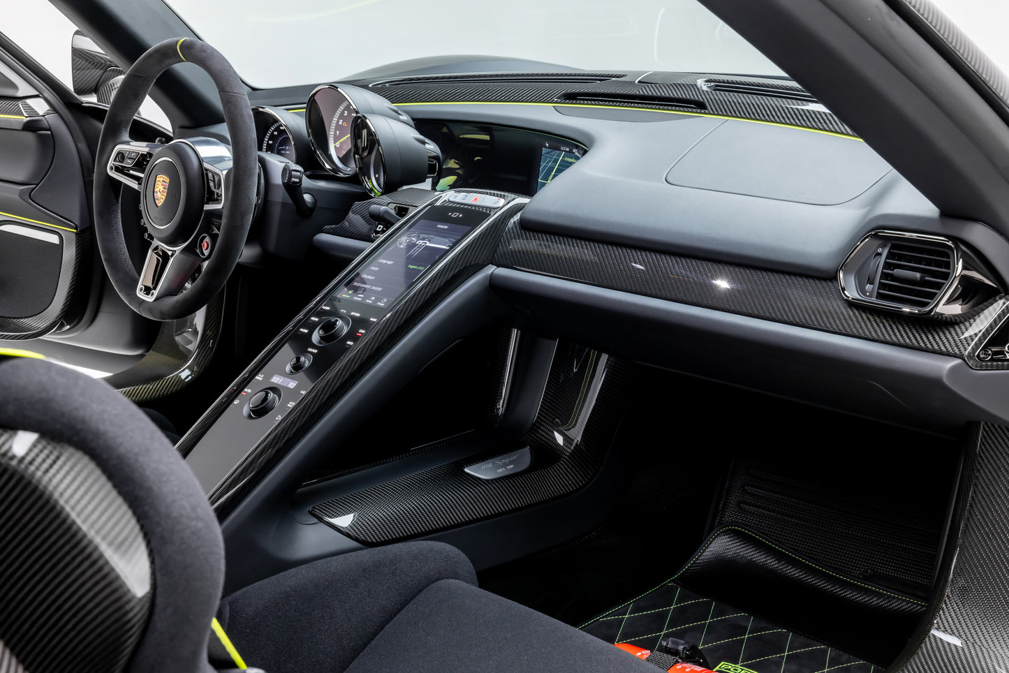 2015 Porsche 918 Spyder