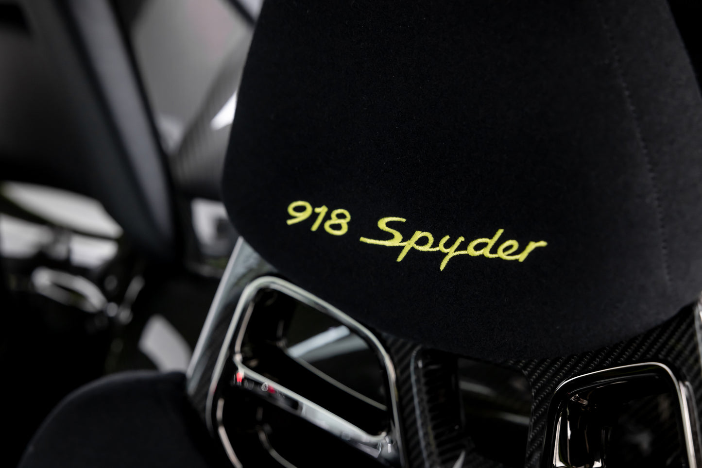 2015 Porsche 918 Spyder