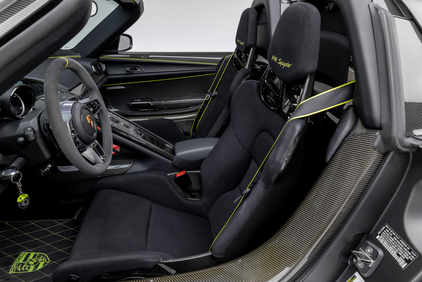 2015 Porsche 918 Spyder