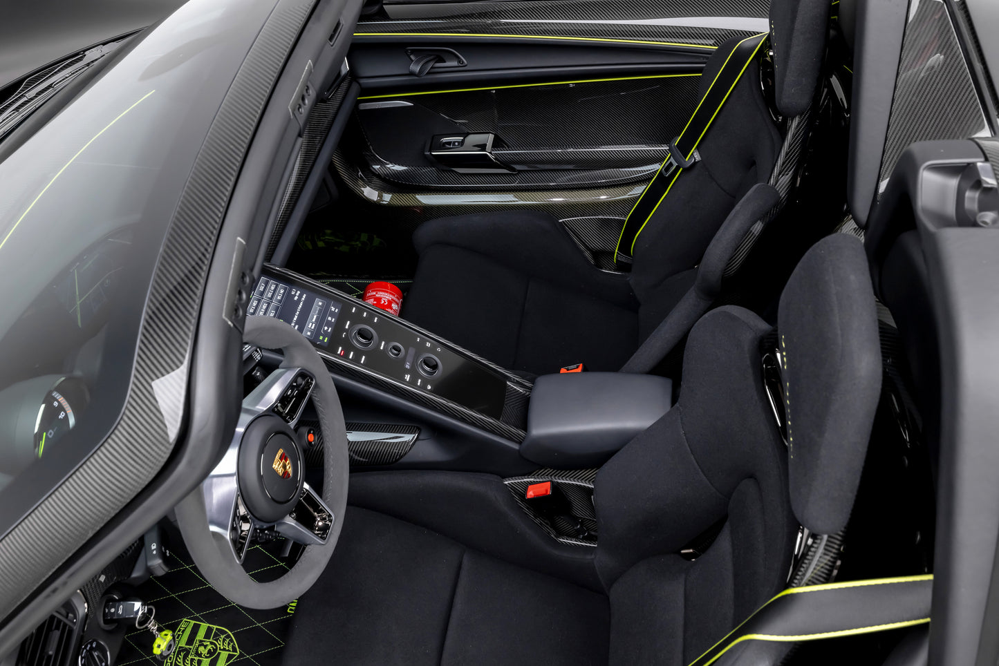 2015 Porsche 918 Spyder
