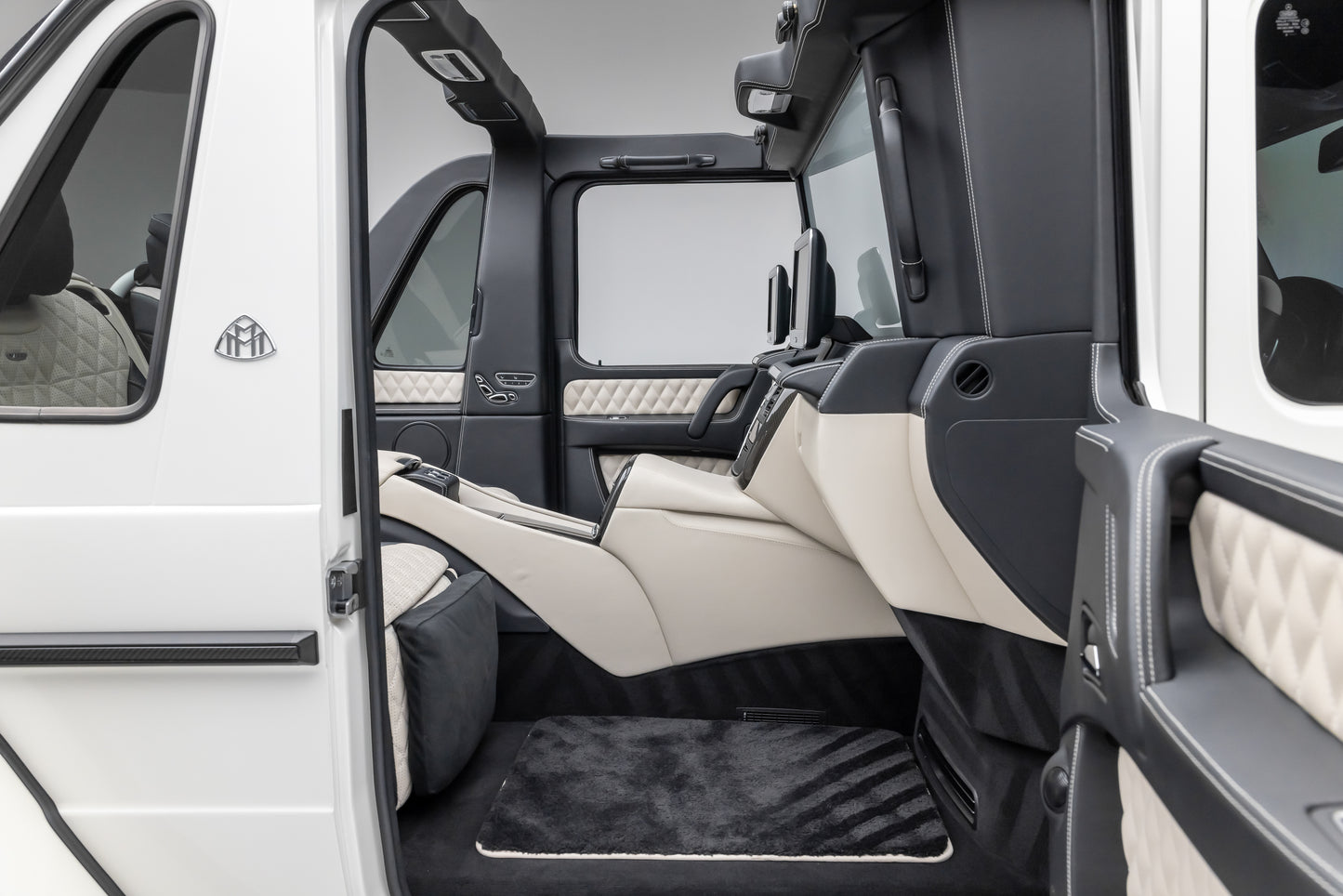 2018 Maybach G65 Landaulet