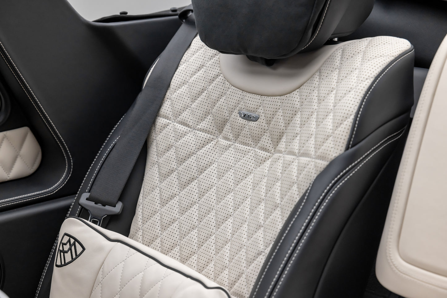 2018 Maybach G65 Landaulet