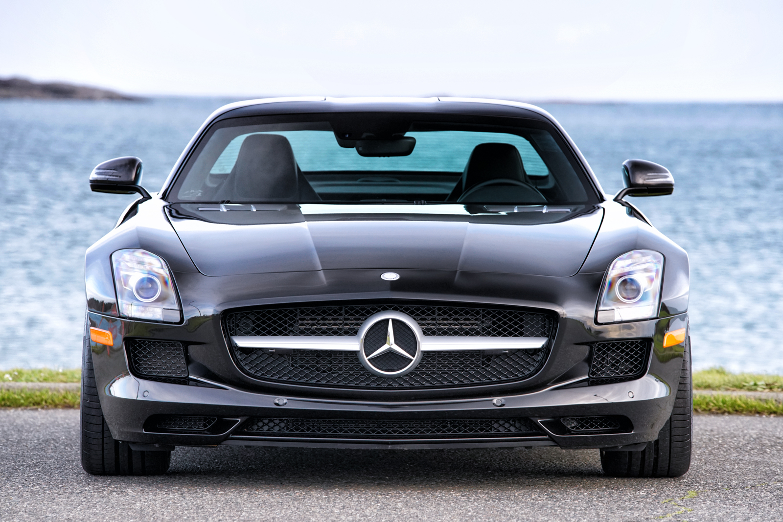 2011 mercedes-benz sls amg coupe - silver arrow