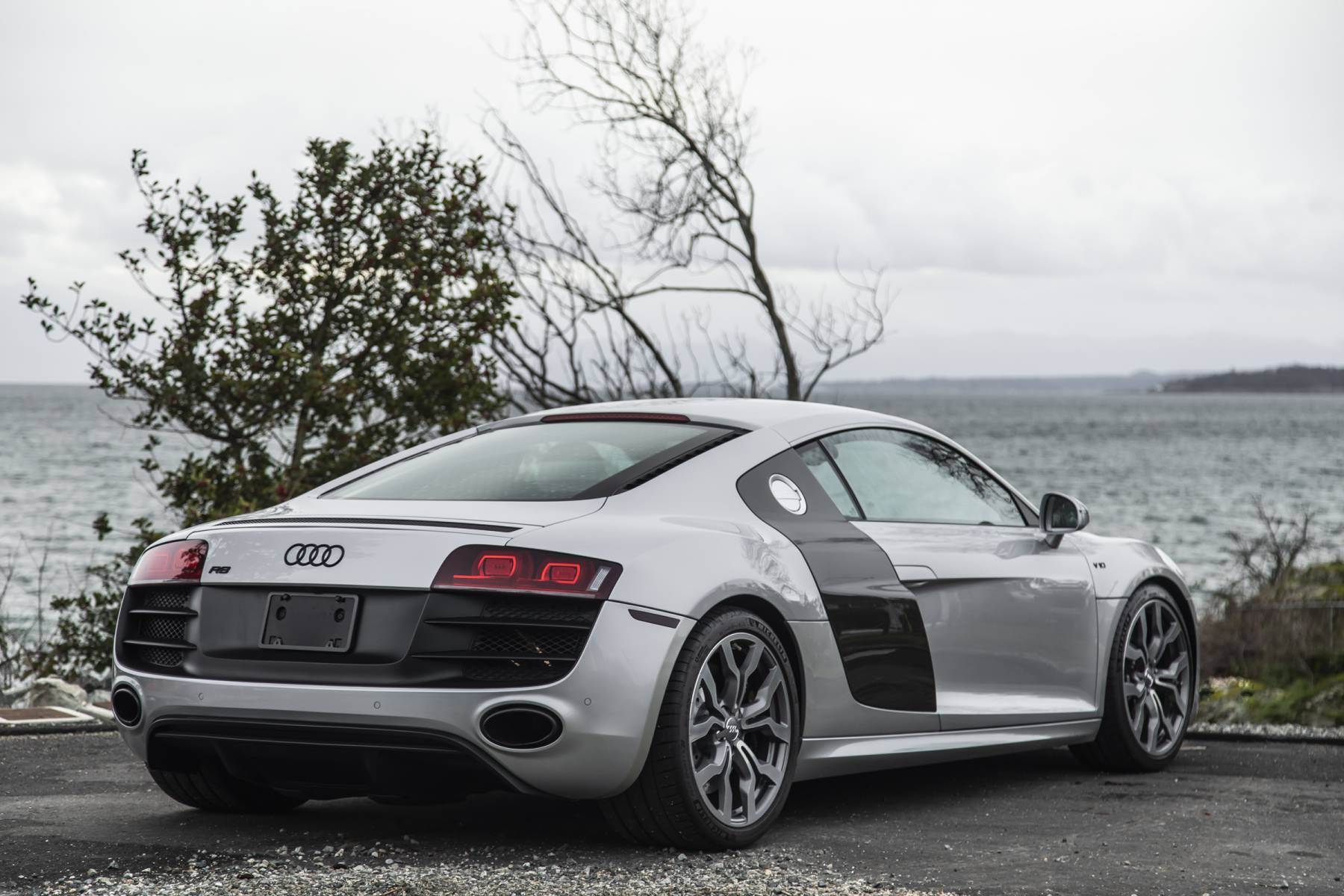 2010 Audi R8 V10 - Silver Arrow Cars Ltd.